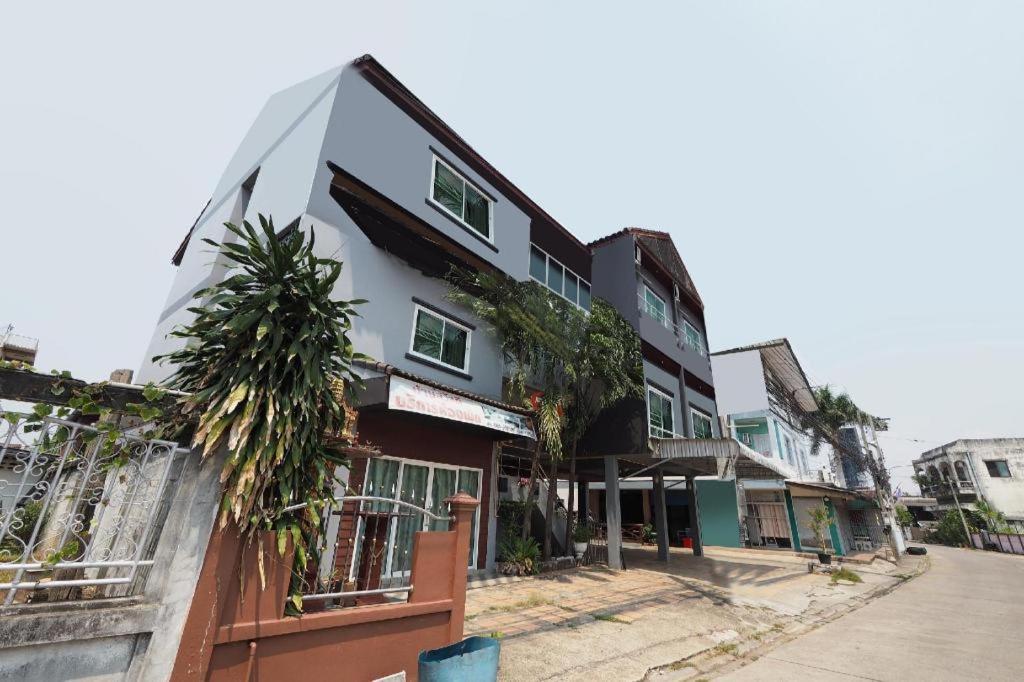 Aparthotel Bannsawasdee Chiang Rai Zewnętrze zdjęcie