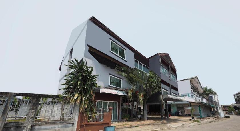 Aparthotel Bannsawasdee Chiang Rai Zewnętrze zdjęcie